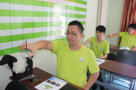 圣寵寵物學員實操課堂