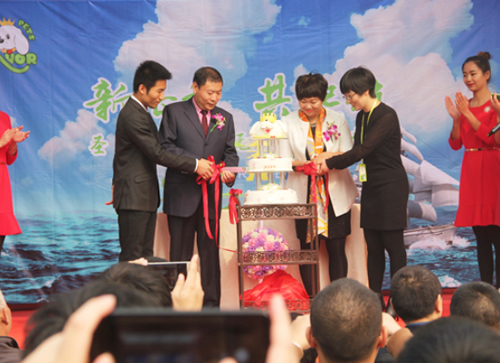 “新征程,共起航”—圣寵寵物總部基地喬遷慶典紀實